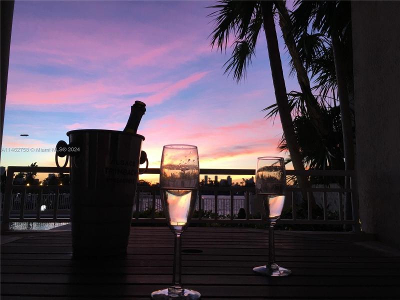 Condo for sale at The Vistas 209