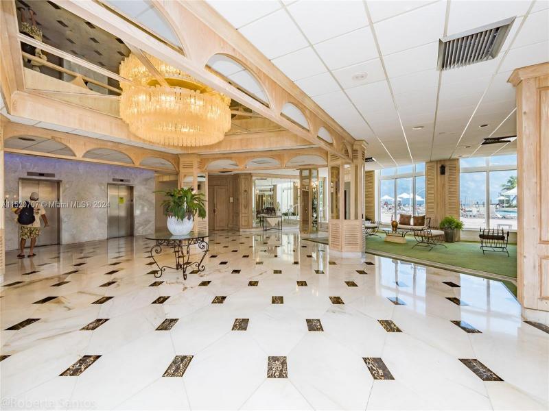 Condo for sale at Parker Dorado 422