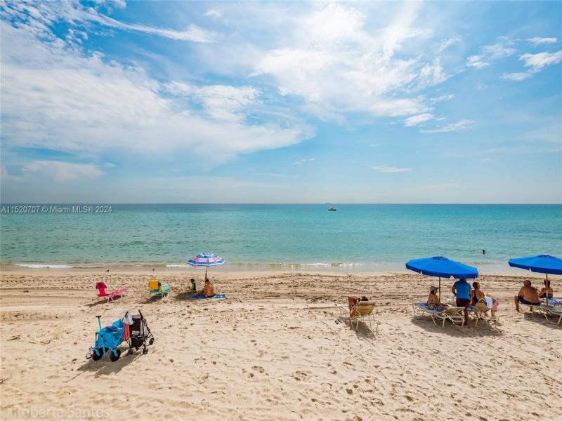 Condo for sale at Parker Dorado 422