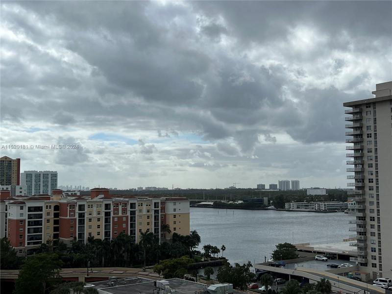 Comprar apartamento en Winston Towers