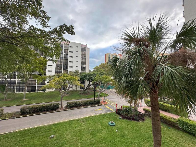 Condo for sale at Plaza of the Americas 320-4