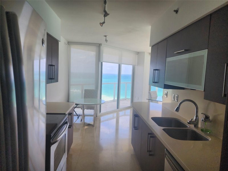 Apartment for rent at St Tropez Ocean 22-B