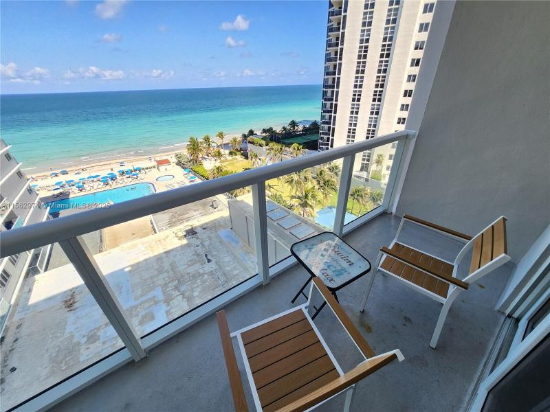 Comprar apartamento no Aventura Beach Club 846
