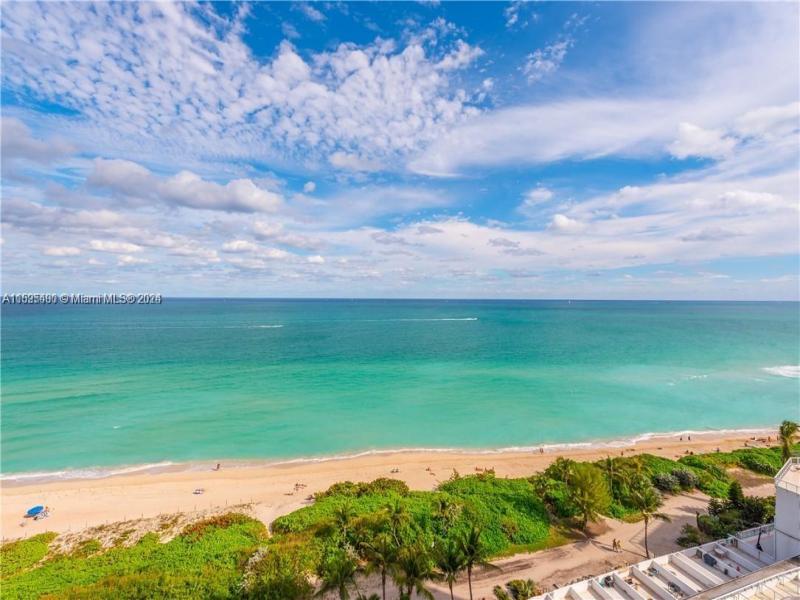 Comprar apartamento en Castle Beach Club 1735