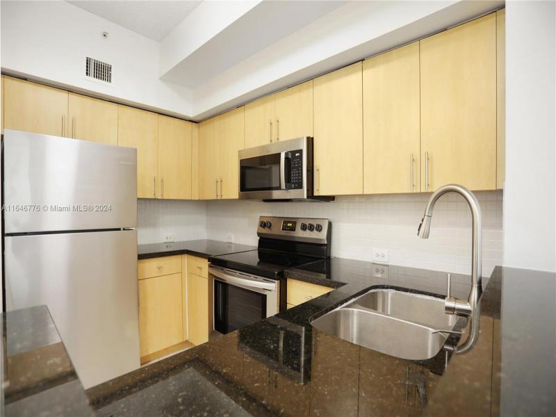 Comprar apartamento en Aventi at Aventura 1305