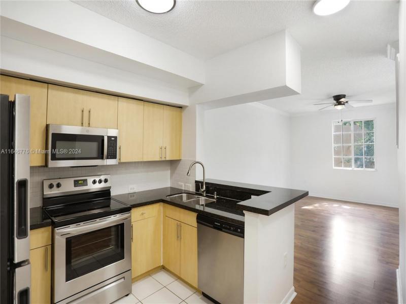 Comprar apartamento en Aventi at Aventura 1305