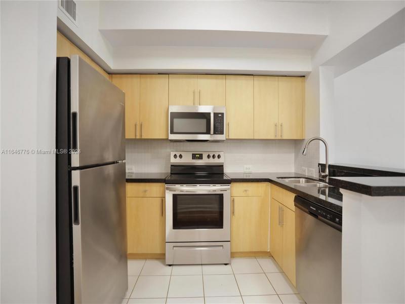 Comprar apartamento en Aventi at Aventura 1305