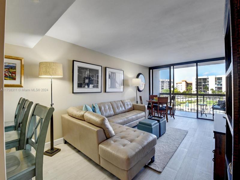 Property photo # 4