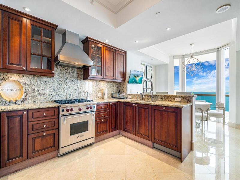 Property photo # 6