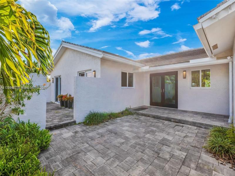 Property photo # 4