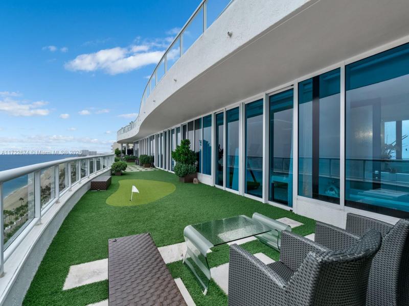 Condo for sale at Ritz Carlton Residences Fort Lauderdale Beach 2102
