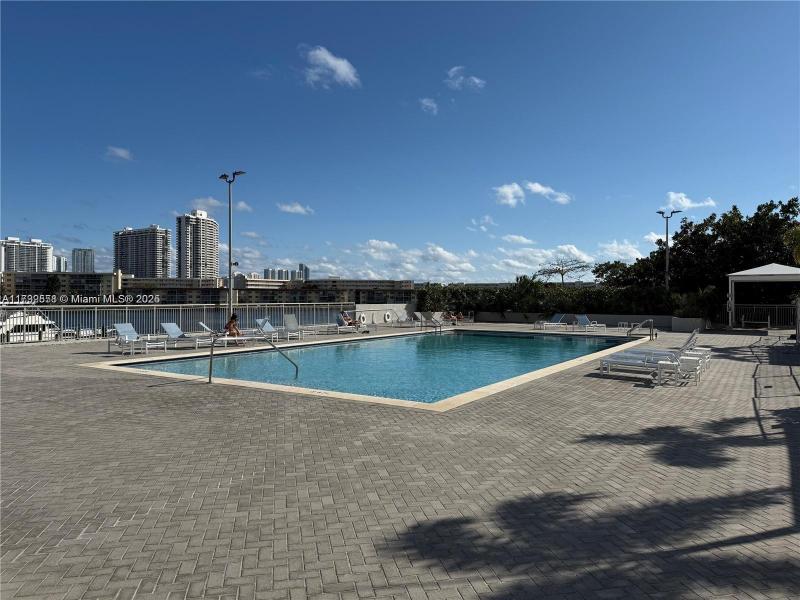 Comprar apartamento en Del Prado South Tower PH03