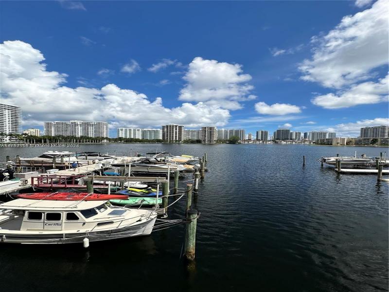 Comprar apartamento en Del Prado South Tower PH03