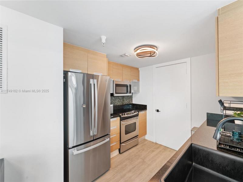 Property photo # 4