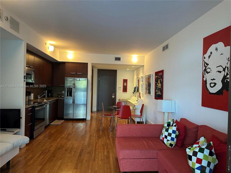 Condo for sale at The Meridian Lofts 309