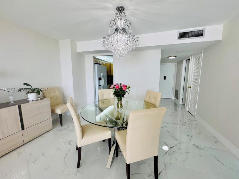 Comprar apartamento en Del Prado South Tower 1503