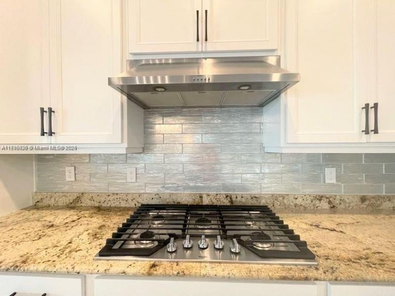 Property photo # 9