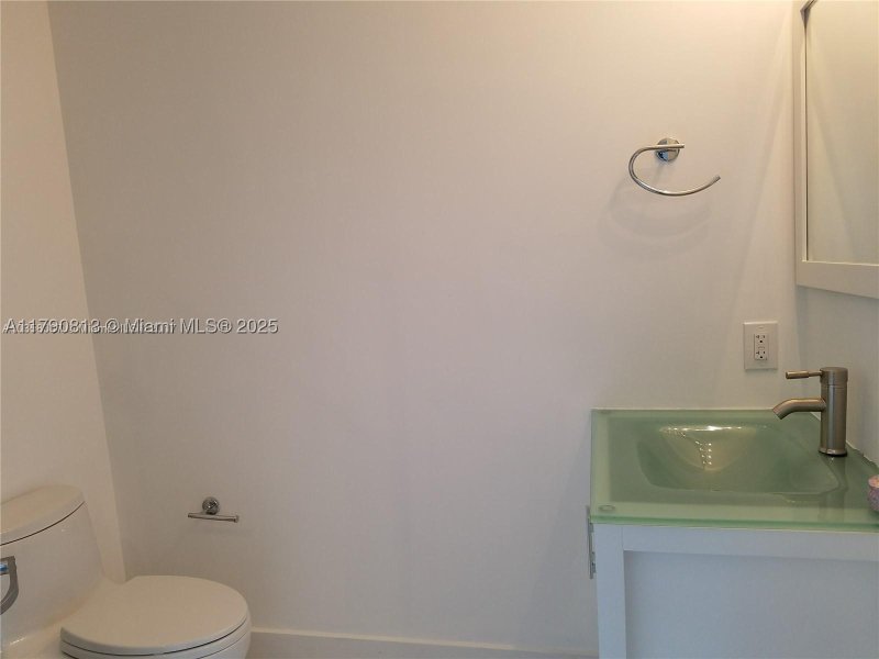 Apartment for rent at Infinity on Brickell 4218