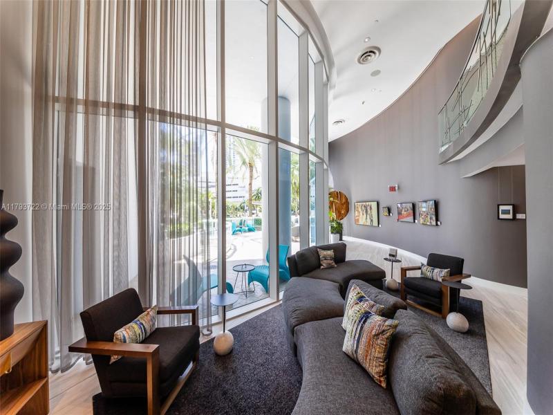 Condo for sale at Las Olas River House 2401