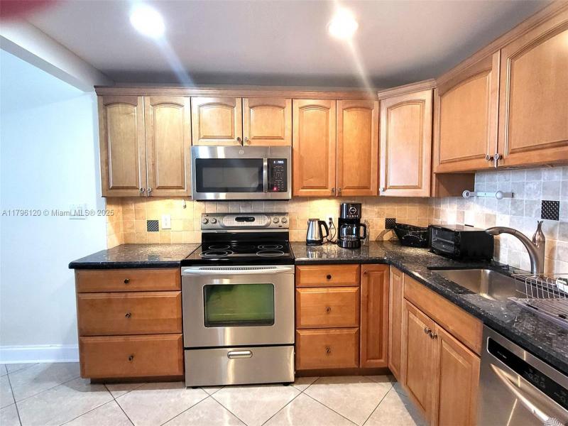 Property photo # 8