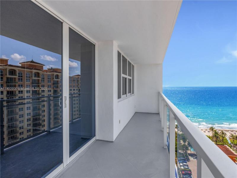 Condo for sale at Parker Plaza Estates 1708