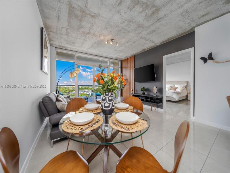 Property photo # 0