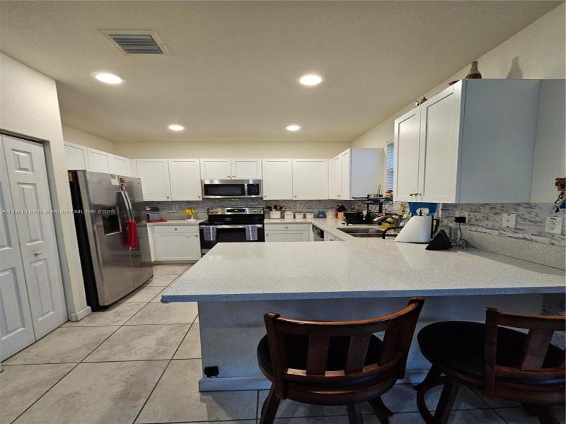 Property photo # 9