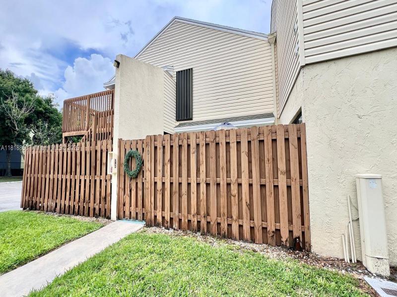 Property photo # 0