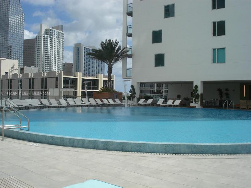 Property photo # 6
