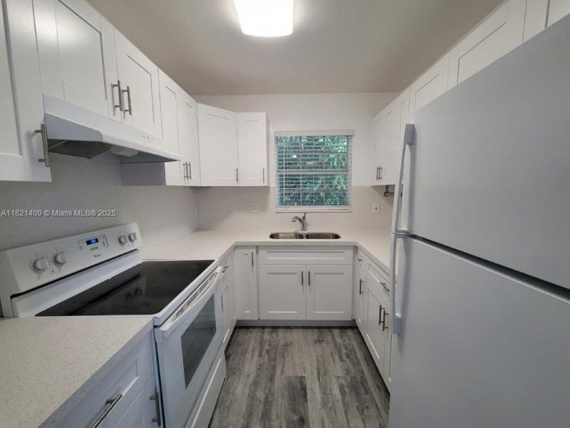Property photo # 8