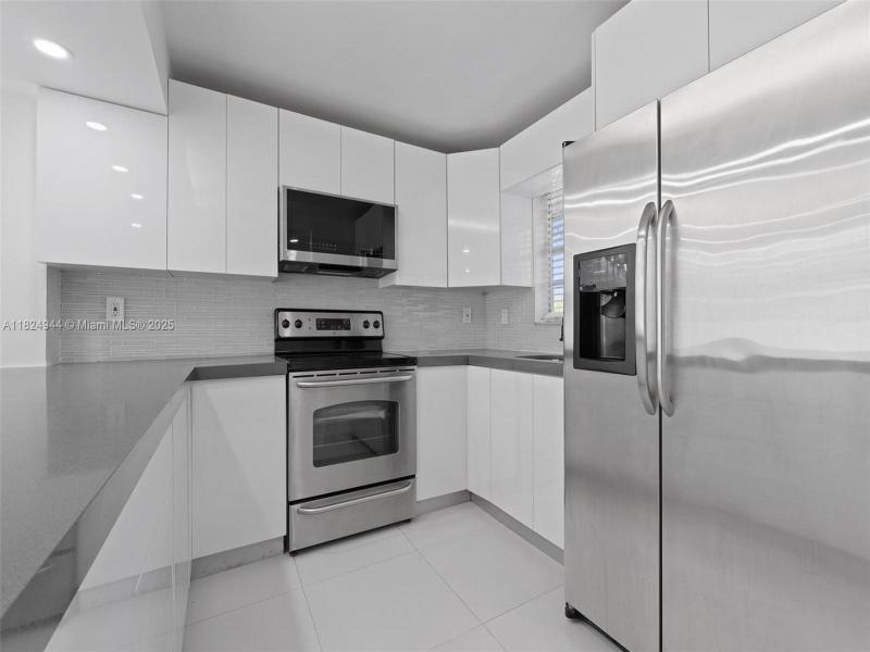 Property photo # 8