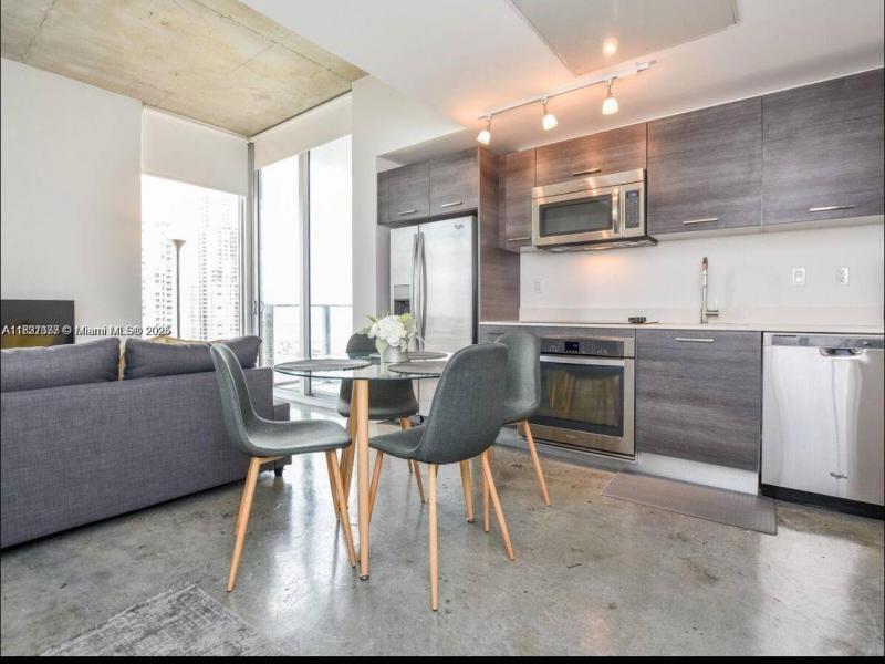 Property photo # 4