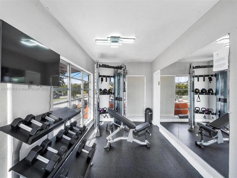 Property photo # 6