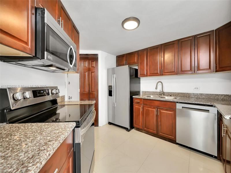 Property photo # 3