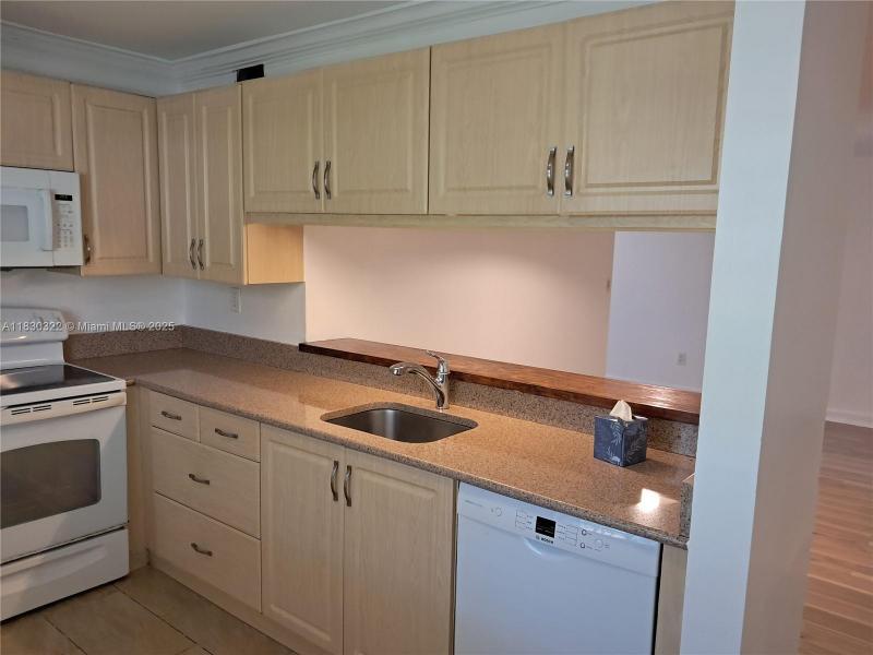 Property photo # 4