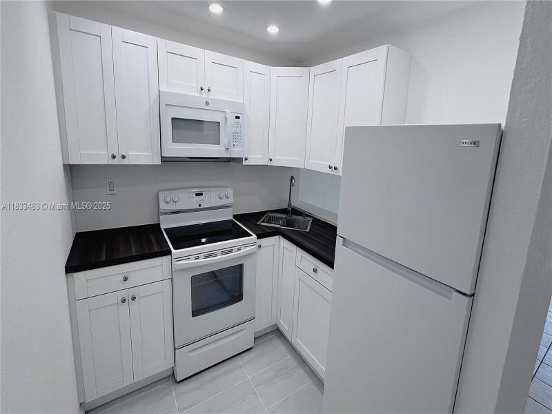 Property photo # 6