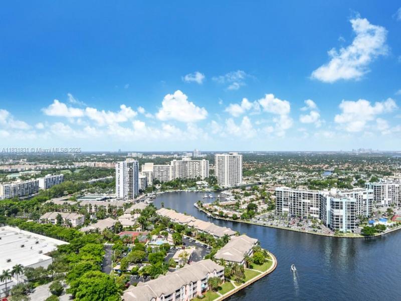 Condo for sale at Hyde Beach House R1406
