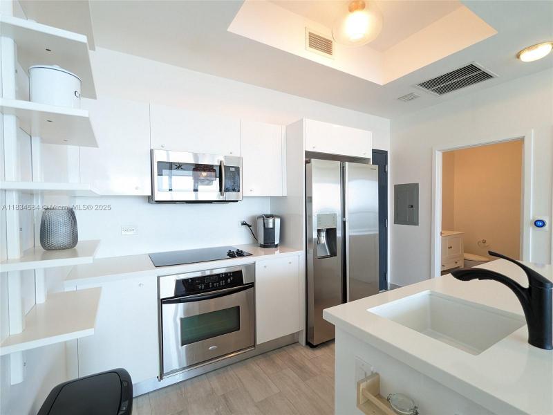 Property photo # 9