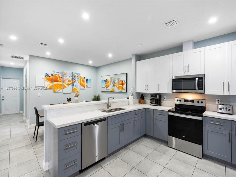 Property photo # 7