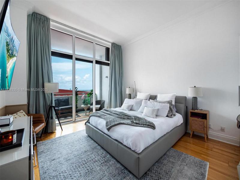 Property photo # 4