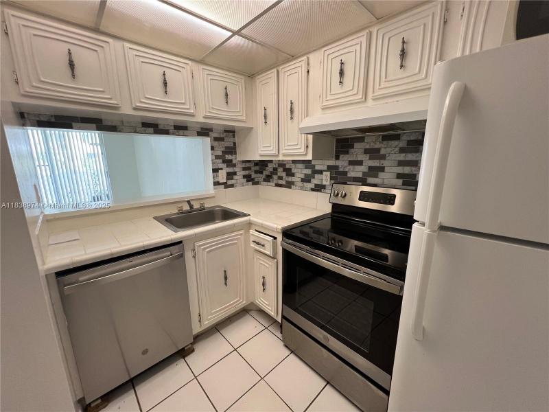 Property photo # 7