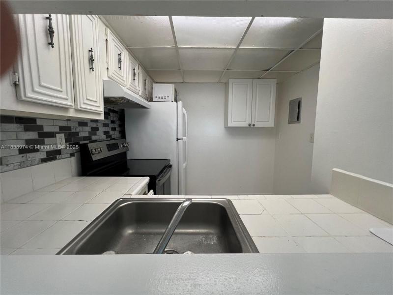 Property photo # 6