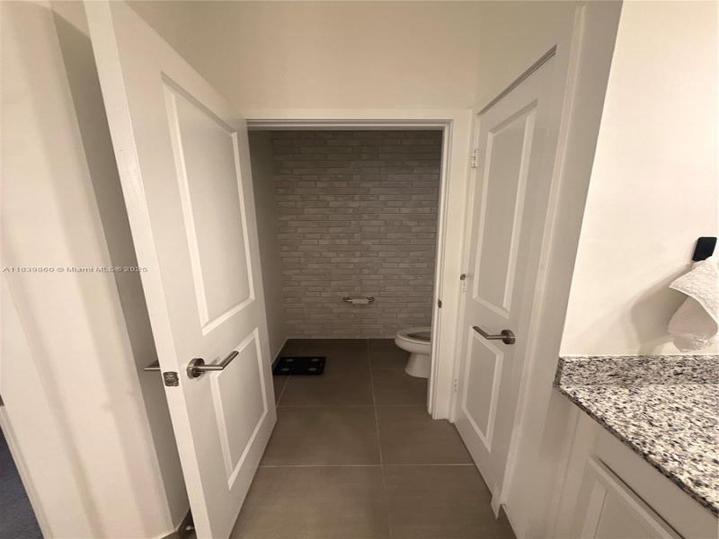 Property photo # 9
