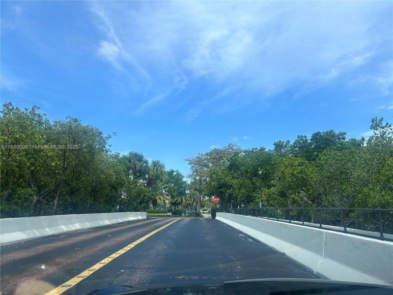 Comprar apartamento en Poinciana Island 906
