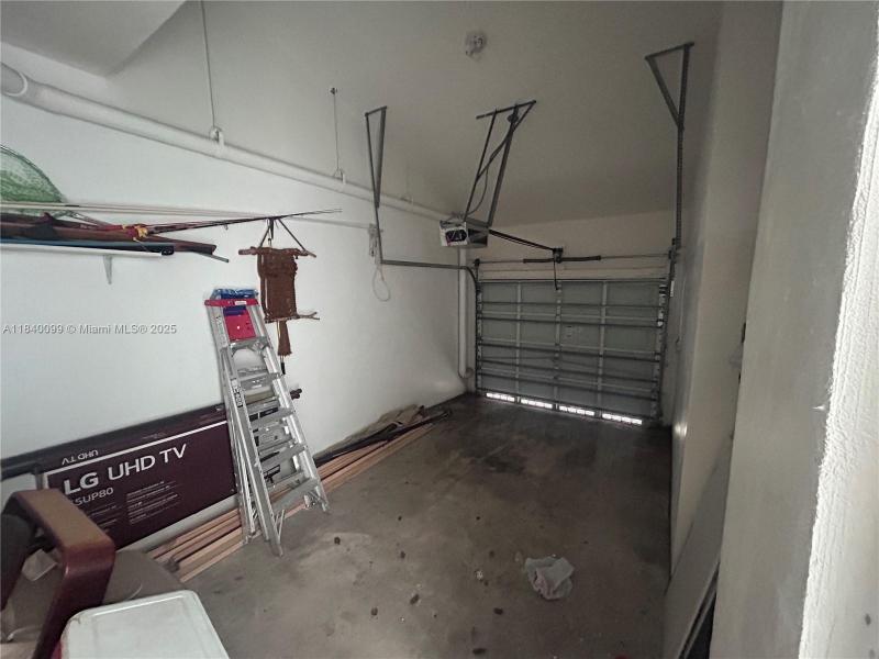 Comprar apartamento en Poinciana Island 906