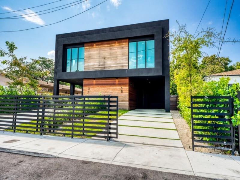 Property photo # 7