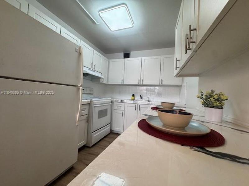 Property photo # 8