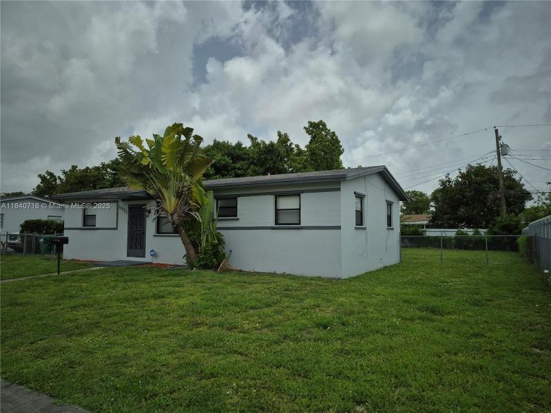Property photo # 1