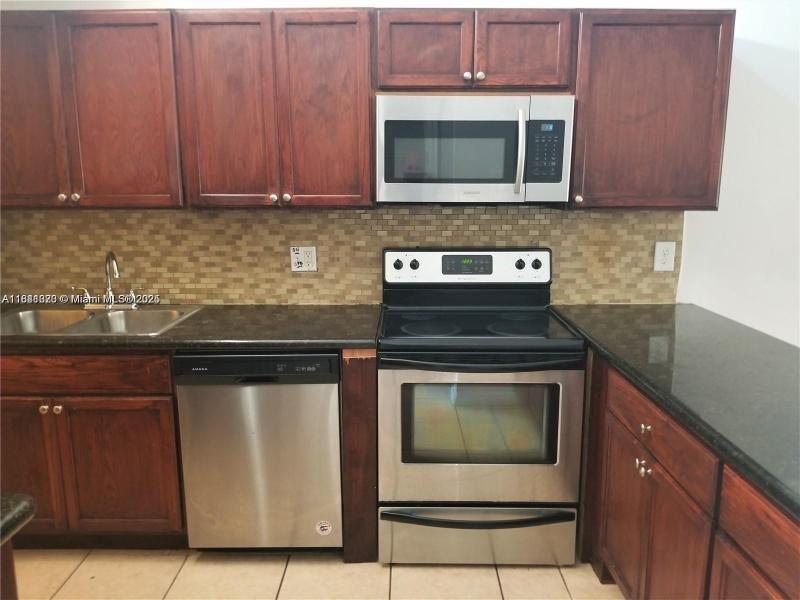 Property photo # 6