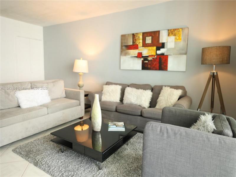 Property photo # 0